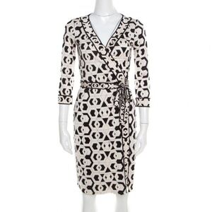 Diane von Furstenberg Monochrome Printed Silk Jersey Wrap Banded Julian …